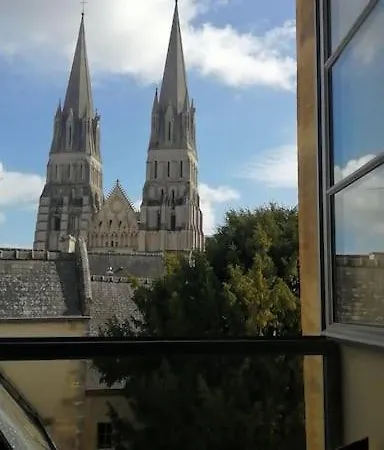 La Maitrise Frühstückspension Bayeux