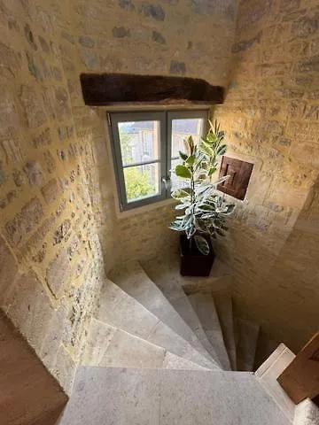 Bed & Breakfast La Maitrise 3*