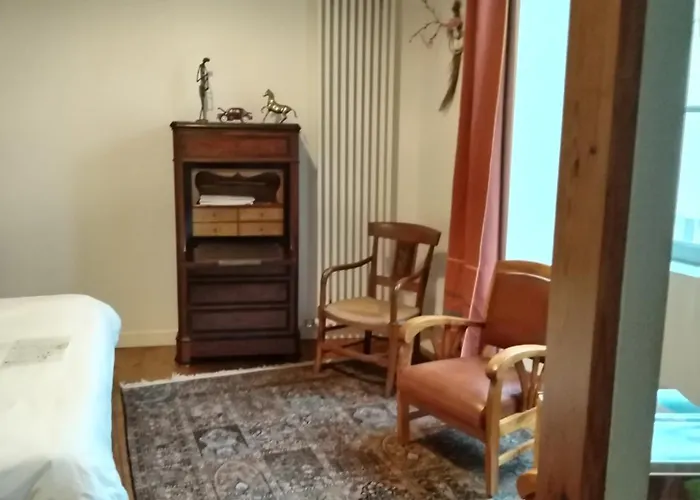 Bed & Breakfast La Maitrise 3*